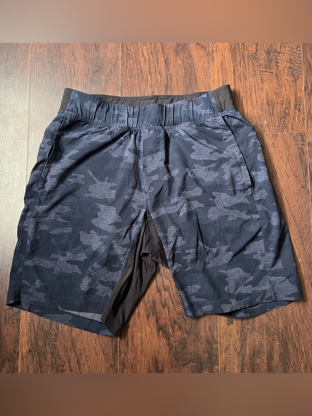 Lululemon T.H.E. Short Lined Blue Camo Incognito 9” M
